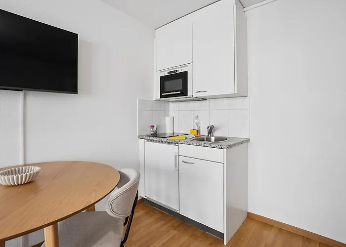 In The Heart Of - Crown 17