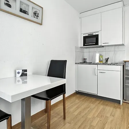 Apartment In The Heart Of - Crown 17